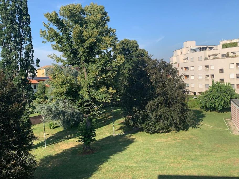 شقة Casa Battisti 7 Milanese 1 سيتيمو ميلانيزي المظهر الخارجي الصورة